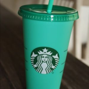 🔥Limited Edition Starbucks Color Changing Cup✨